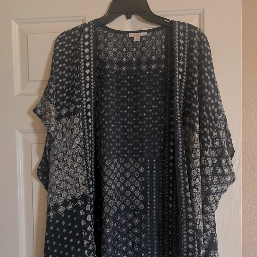 Ann Taylor Loft size XS open front kimono top